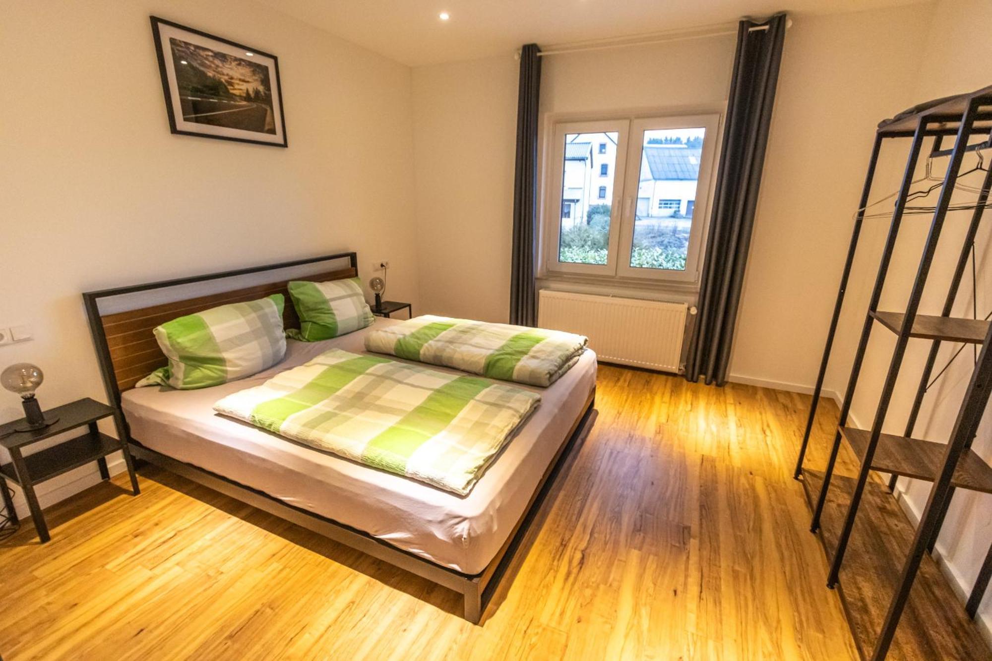 Suedschleife Appartements - Wlan - Direkt Am Ring Reimerath Εξωτερικό φωτογραφία