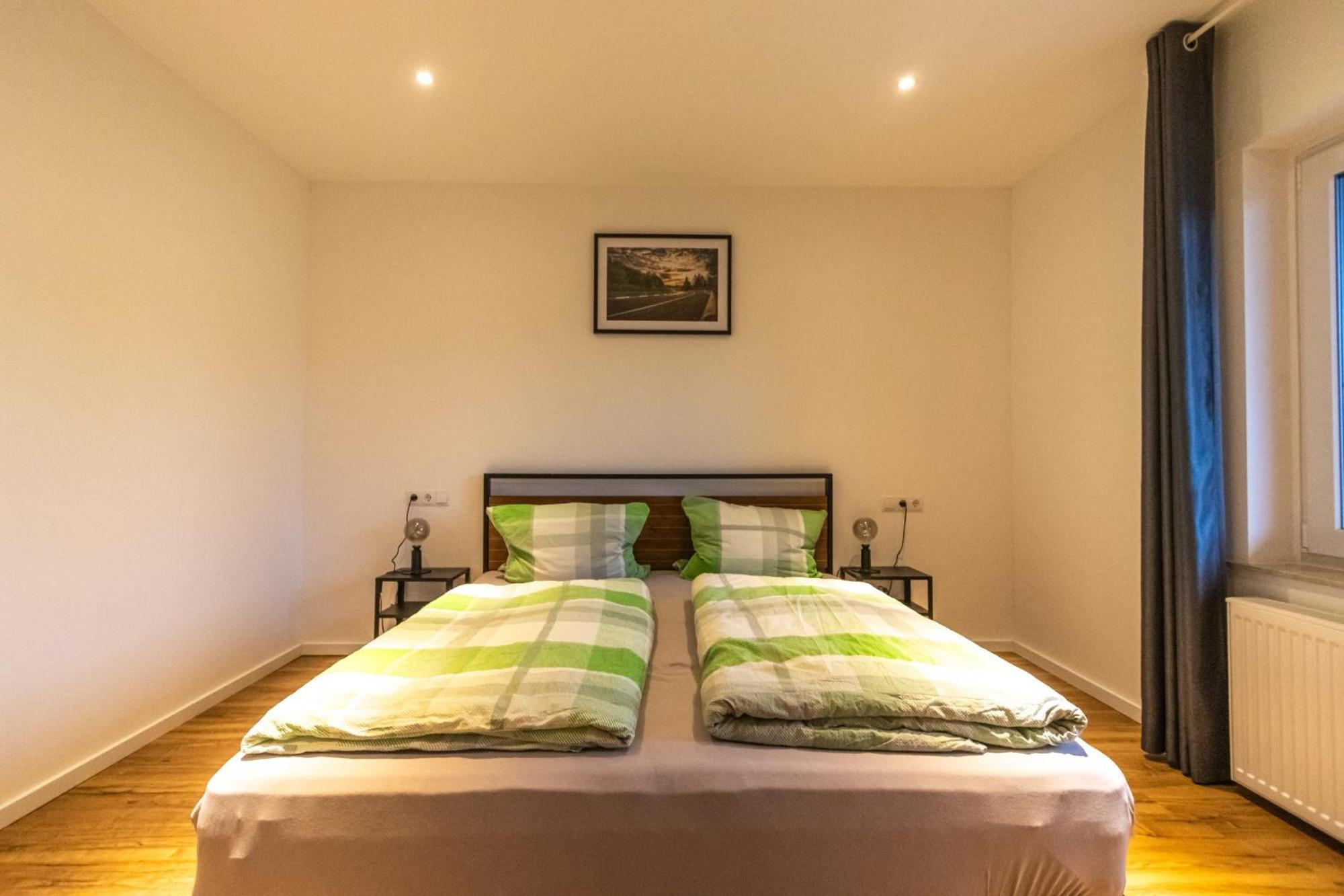Suedschleife Appartements - Wlan - Direkt Am Ring Reimerath Εξωτερικό φωτογραφία