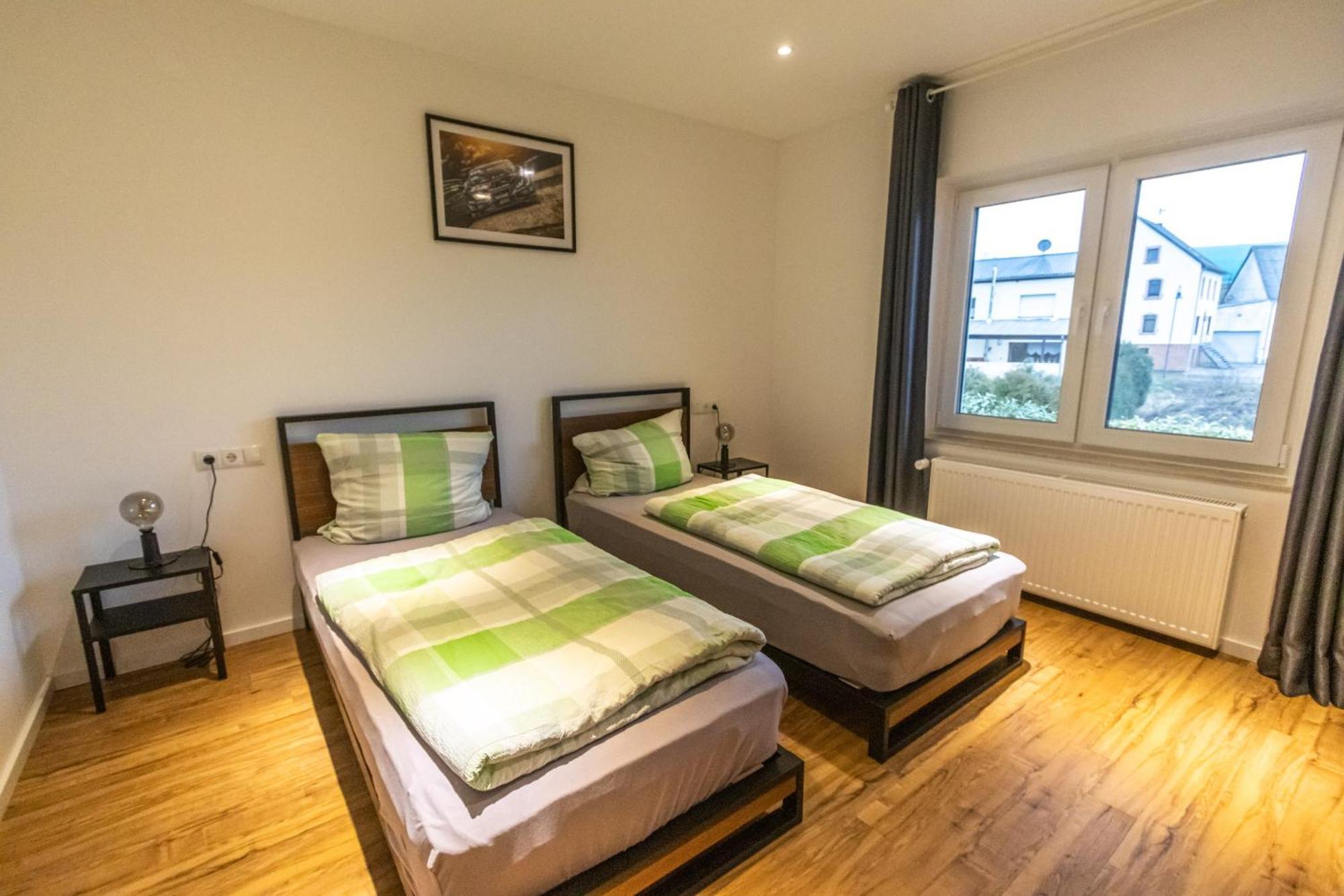 Suedschleife Appartements - Wlan - Direkt Am Ring Reimerath Εξωτερικό φωτογραφία